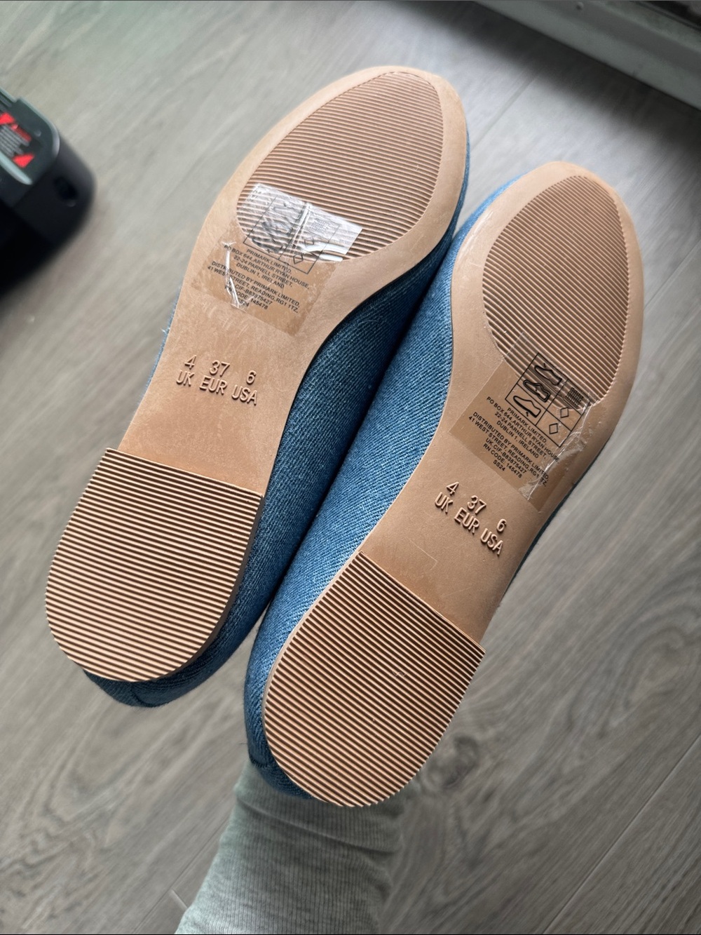 DENIM BOW FLATS - Picture 5 of 5